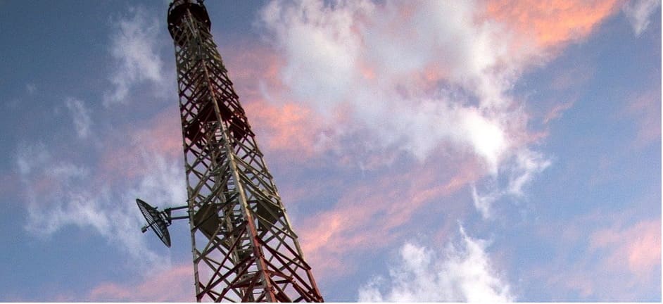 frekwensi modulasi lebih baik daripada amplitudo